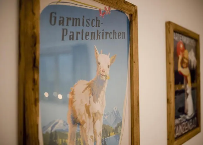 12 Mit 4 Schlafzimmern In *