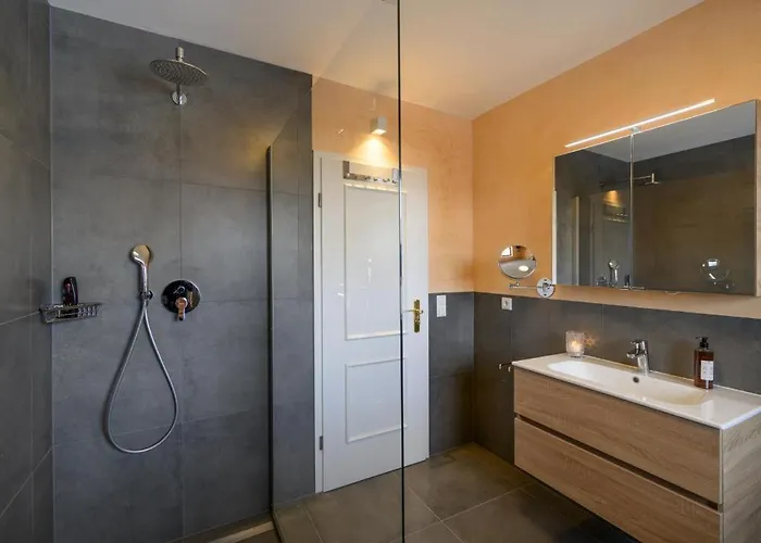 12 Mit 4 Schlafzimmern In Casa de Férias